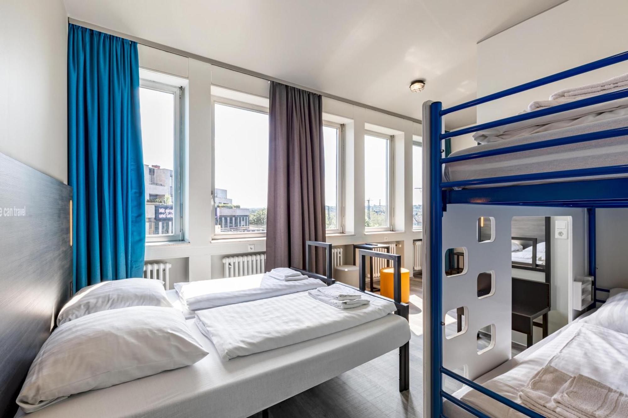 A&O Aachen Hauptbahnhof Hotel Eksteriør billede