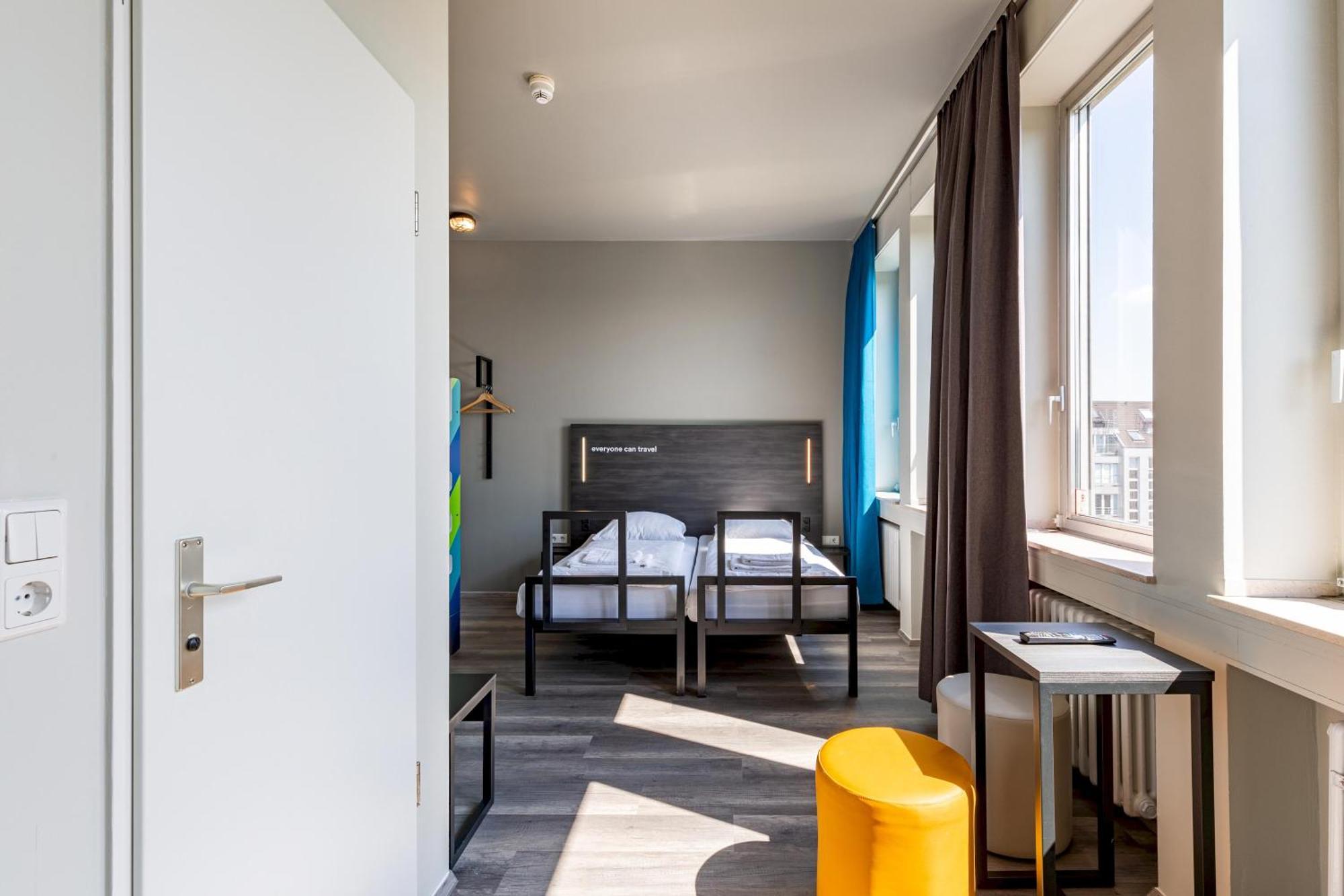 A&O Aachen Hauptbahnhof Hotel Eksteriør billede