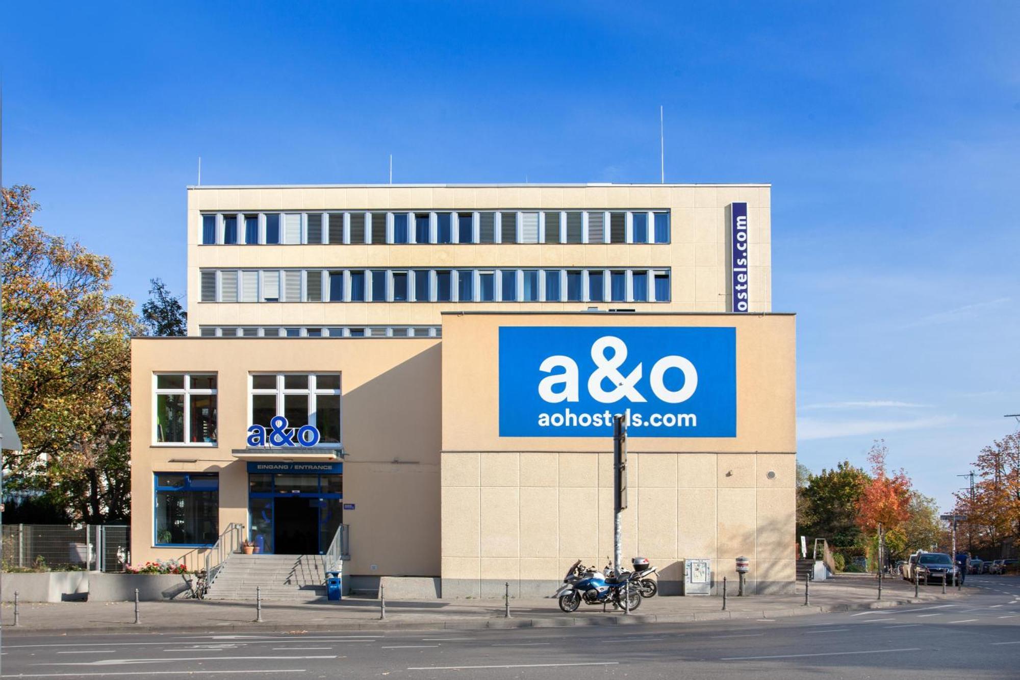 A&O Aachen Hauptbahnhof Hotel Eksteriør billede