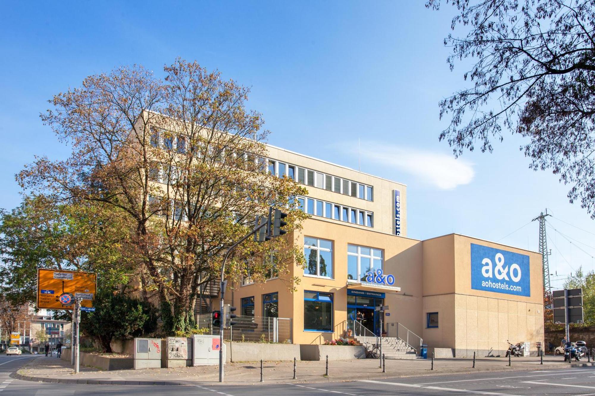 A&O Aachen Hauptbahnhof Hotel Eksteriør billede